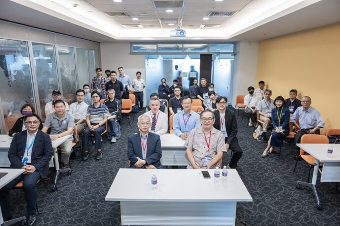 本次專場不僅提供跨領域對話與經驗交流平台,更為金融業與資安社群開啟新的合作契機。未來將持續推動資安技術創新與應用發展,協助台灣在數位轉型浪潮中穩健前行,打造兼顧安全與信任的數位社會。 (圖/中華民國數位金融交易暨資料保護協會提供)