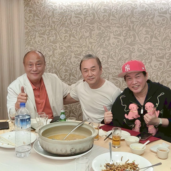 02「網紅與善的距離」總導演伍宗德邀請導演陳德森與康康響應公益。