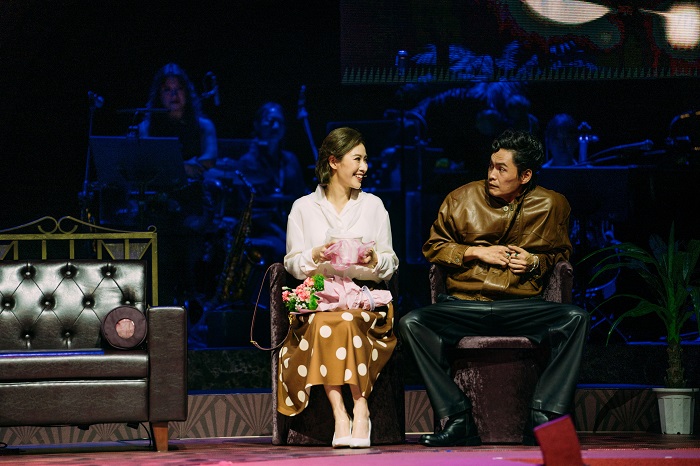 100分鐘走完一生!方宥心挑戰高難度演出 (左起方宥心、黃鐙輝) (瘋戲樂工作室 提供)