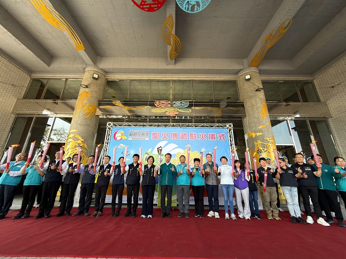 115年全國中等學校運動會聖火完成全臺21縣市傳遞後,31日回到主辦城市嘉義縣,縣府舉行「聖火駐火典禮」。
(嘉義縣政府提供)