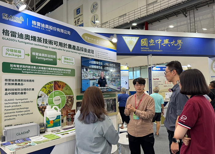 興大興創團隊市場提供開發展會曝光資源。(圖/中興大學興創基地提供)