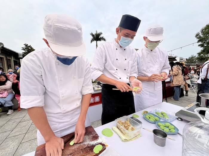 去年首辦屏東餃子王比賽,報名參賽相當熱烈,展現私房美味與創意。(屏東縣政府文化處提供)