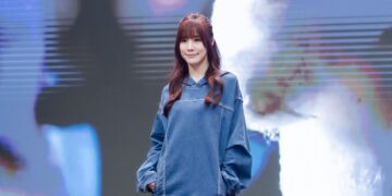 啦啦隊女神Amber跨界走秀！辣穿「約會戰袍」登美國棉伸展台