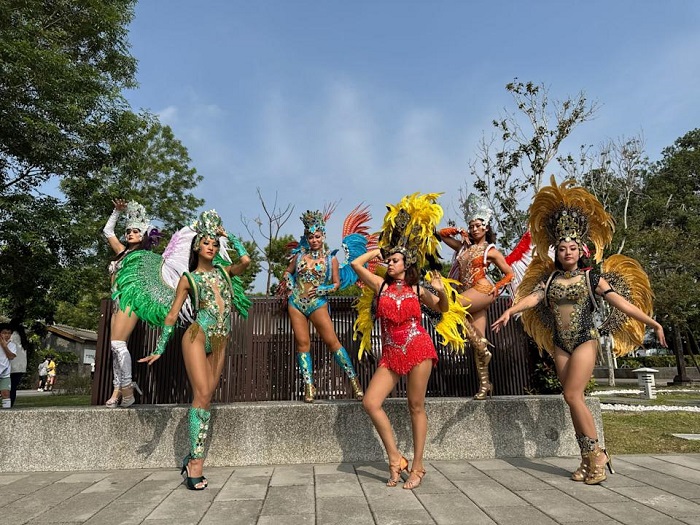 主題四「與世界交朋友」,邀請BMG巴米藝術團助陣。(文總提供)