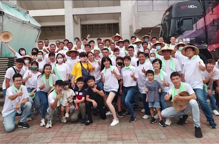 主題二「嘉義燈場」,嘉義青農聯誼會加入遊行。(文總提供)