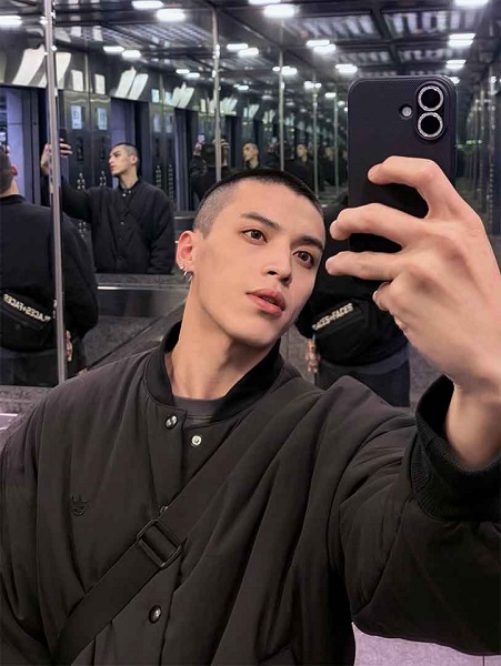 哲言。(圖/索尼音樂提供)